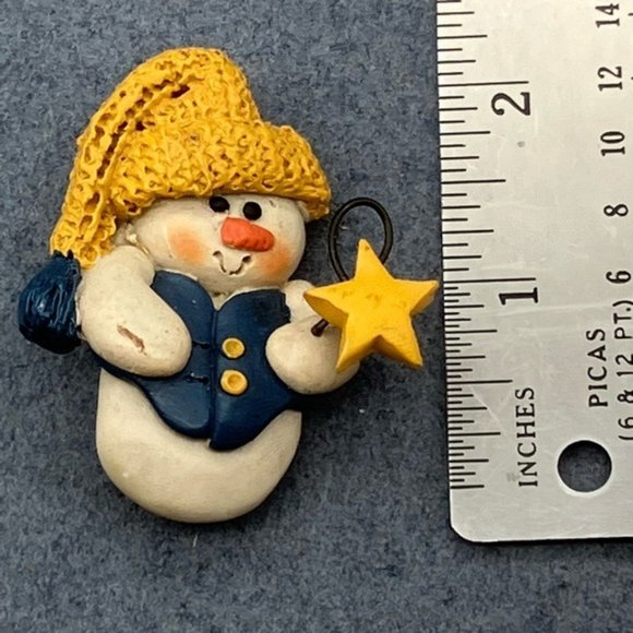 Christmas Pin Brooch Snowman Resin Wire Yellow Star Knit Hat Blue Vest Buttons - Picture 5 of 6